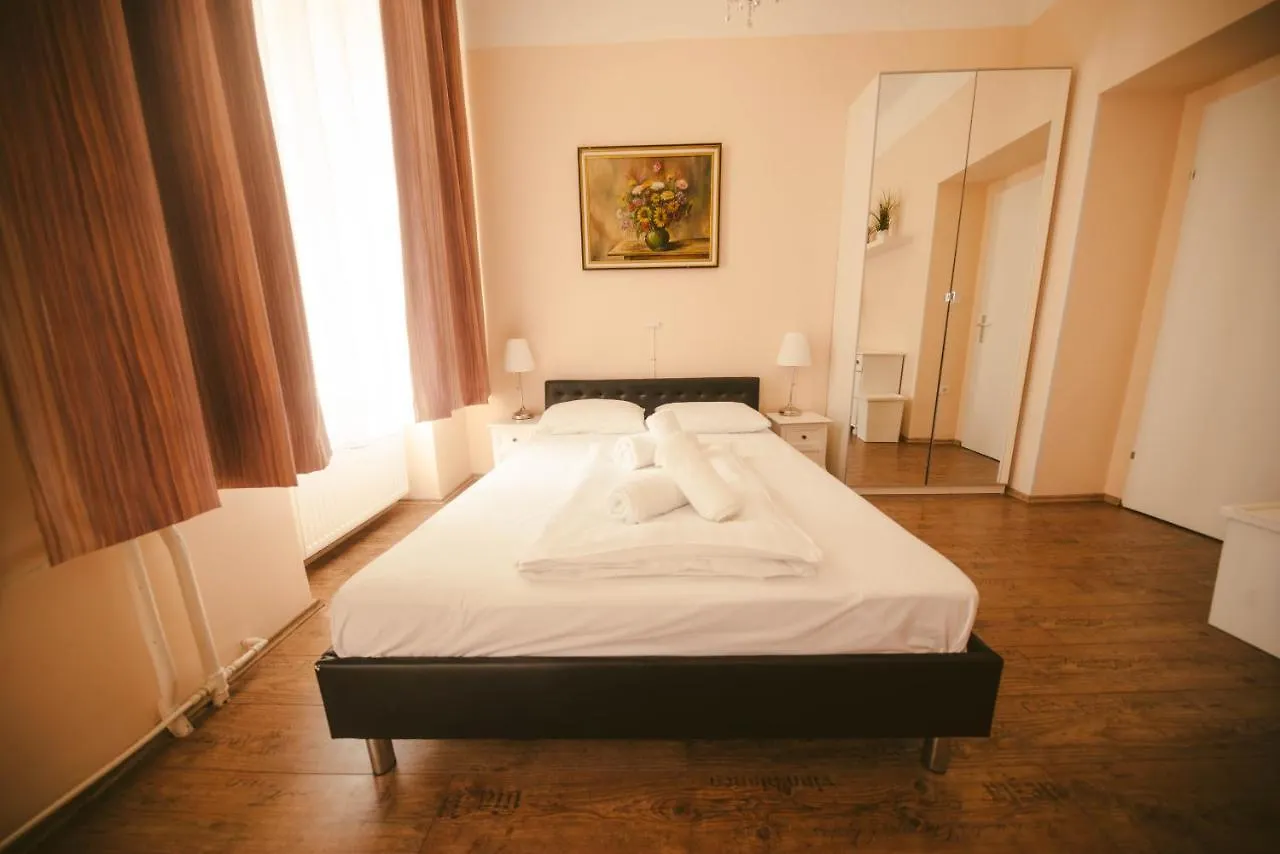 Hotel California Вена